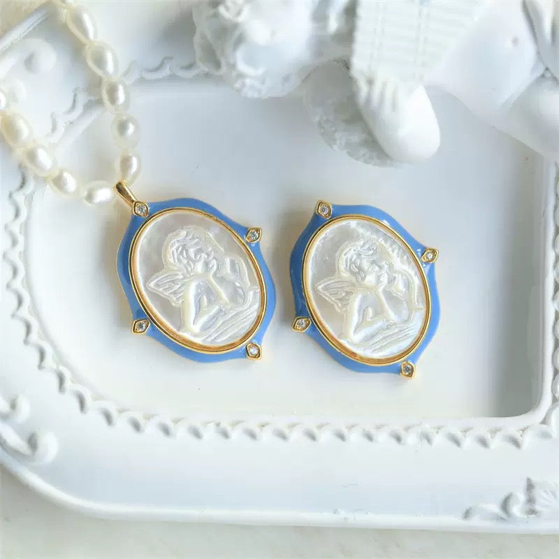 S925 Silver Cupid Cameo Necklace – White Mother-of-Pearl Relief Pendant with Cloisonné Enamel