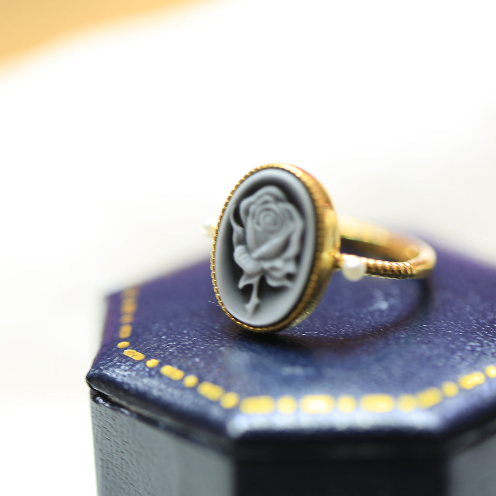 S925 Silver Italian Rose Cameo Ring – Vintage Oval Carved Agate with Mini Pearls