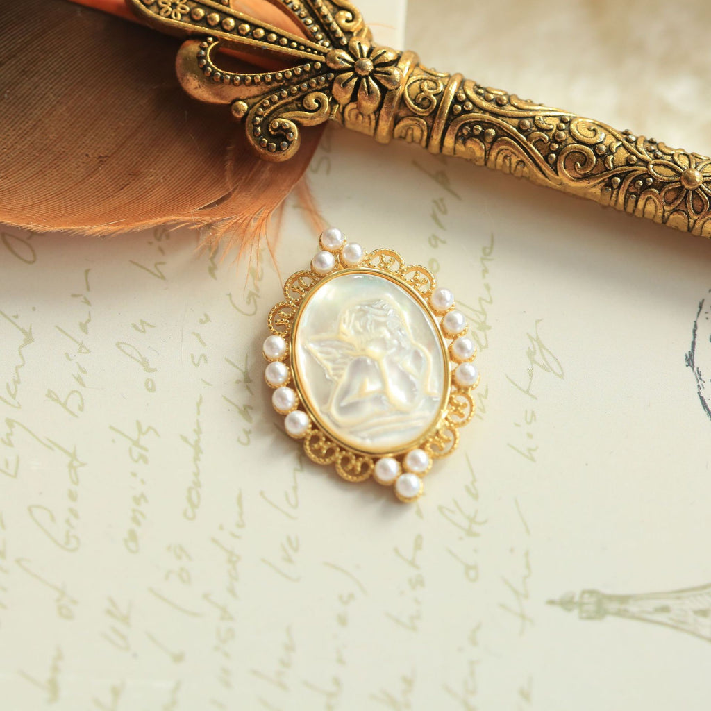 S925 Silver White Mother-of-Pearl Cupid Cameo Pendant – Vintage Carved Angel Necklace