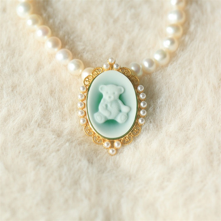 S925 Silver Green Agate Teddy Cameo Pendant – Vintage Hand-Carved Bear Design