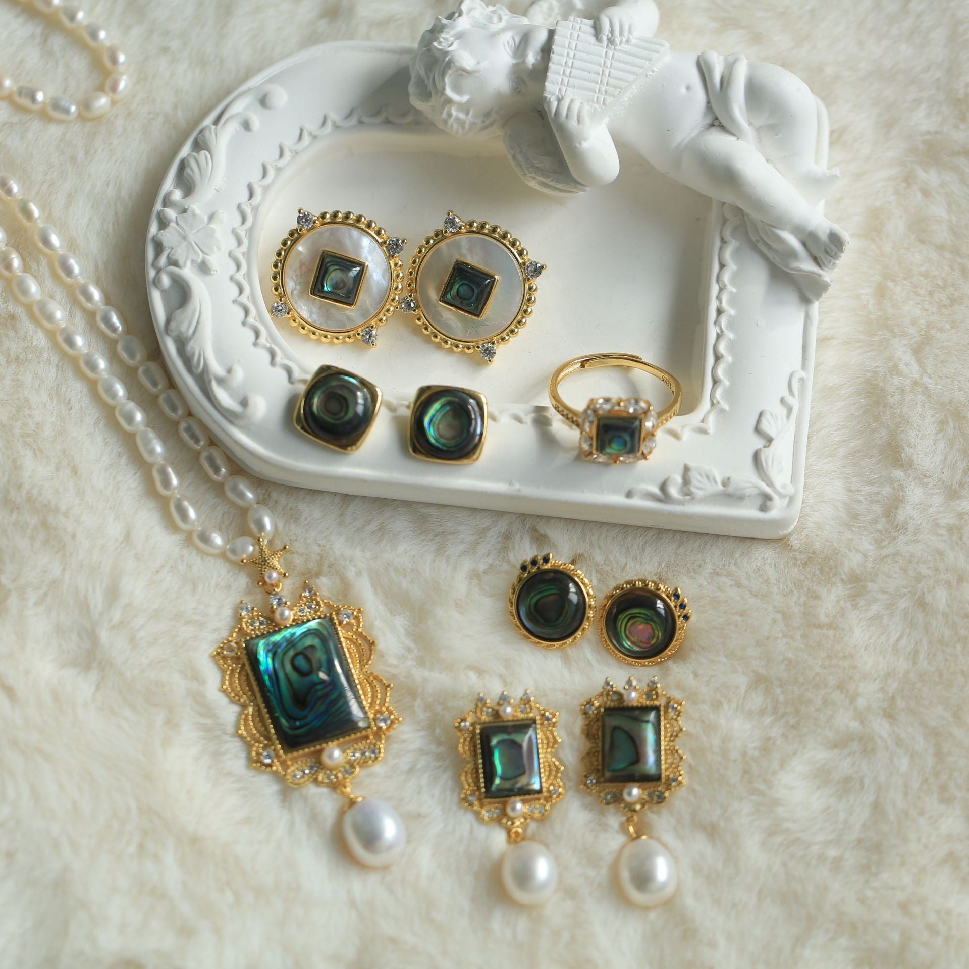 S925 Silver 18K Gold-Plated Abalone Shell Jewelry Set – Pendant, Ring & Earrings