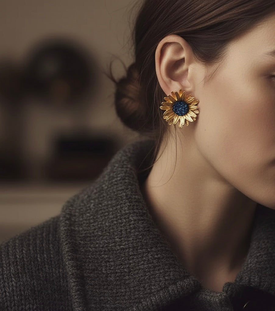 Vintage Sunflower Stud Earrings – Gold-Tone Retro Floral Designer Jewelry Inspired by Van Gogh
