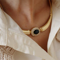 Vintage Black Stone Gold Choker Necklace & Stud Earrings Set – Old Money Retro Elegance