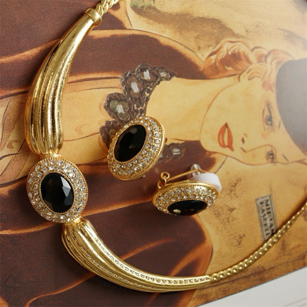 Vintage Black Stone Gold Choker Necklace & Stud Earrings Set – Old Money Retro Elegance