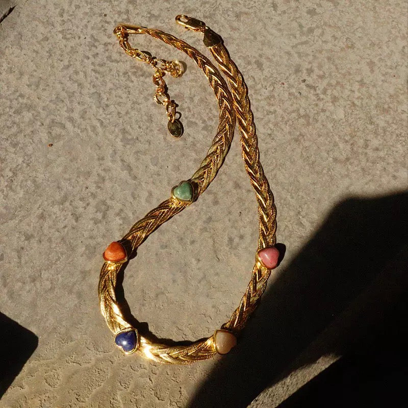 Vintage-Inspired Woven Metal Necklace with Multicolor Natural Stones – Chic Minimalist Collar Chain