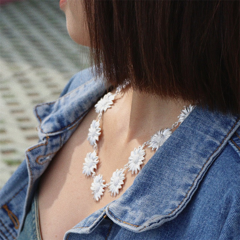 Silver Sunflower Jewelry Set | Vintage Retro Necklace & Earrings | Heavy Craft Statement Jewelry for Women