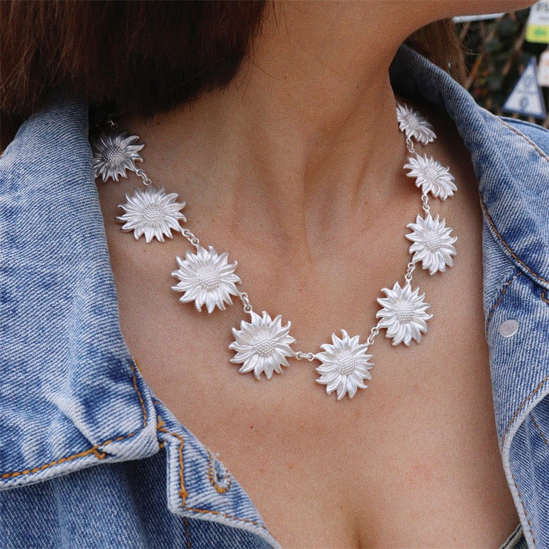 Silver Sunflower Jewelry Set | Vintage Retro Necklace & Earrings | Heavy Craft Statement Jewelry for Women