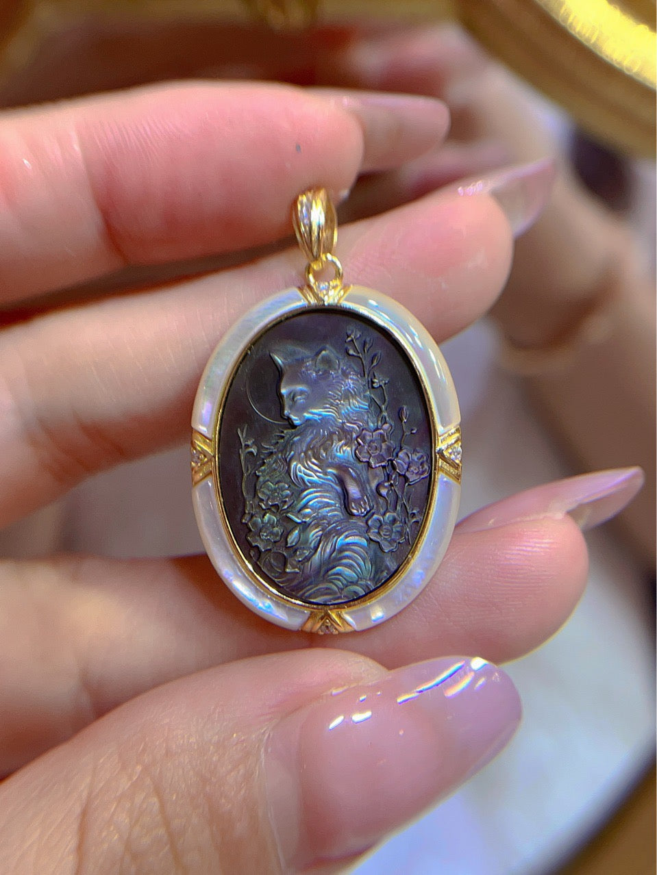 S925 Silver Black Mother-of-Pearl Cat Cameo Pendant | Hand-Carved Vintage Shell Jewelry