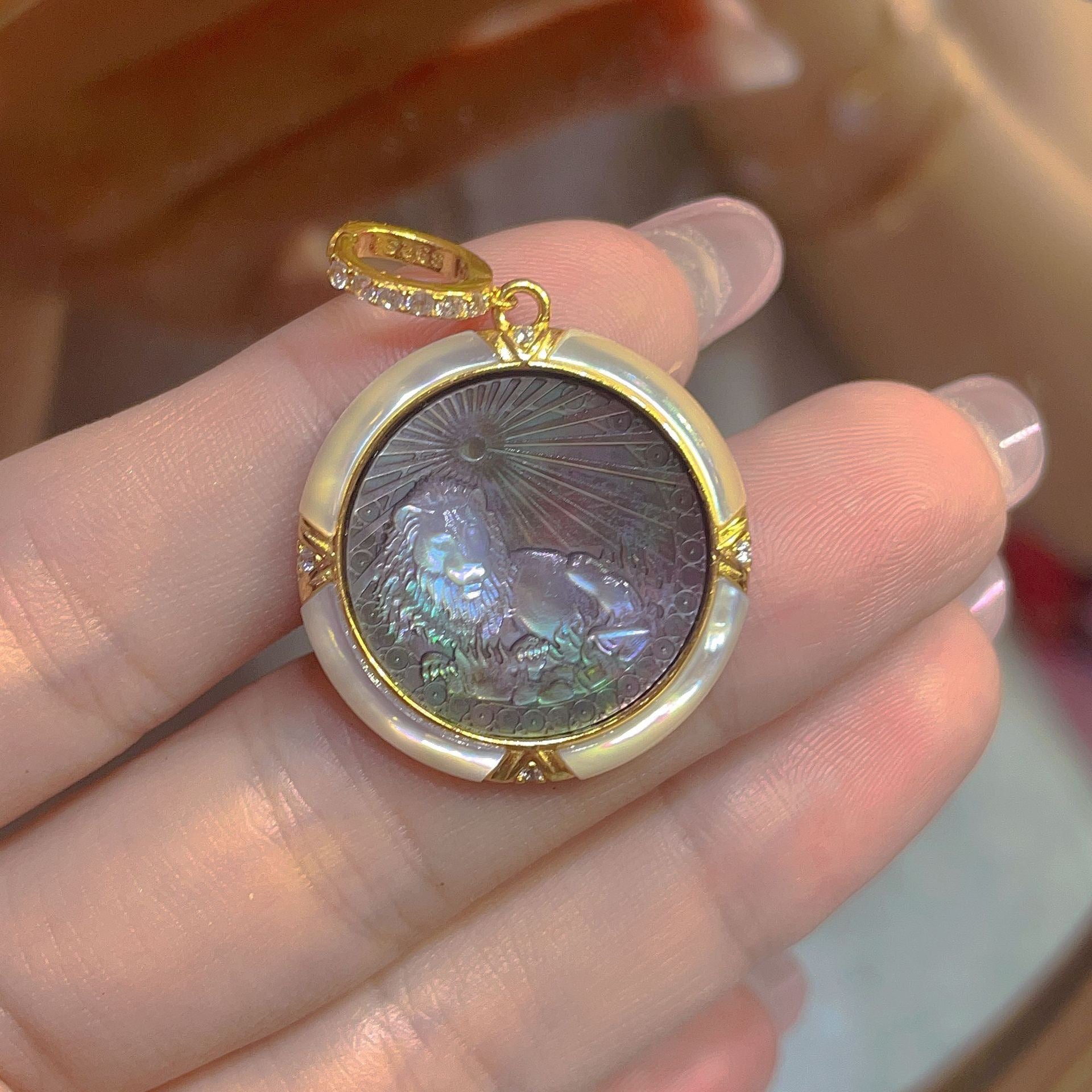 S925 Silver Black Mother-of-Pearl Zodiac Cameo Pendant | Hand-Carved Astrology Necklace Collection