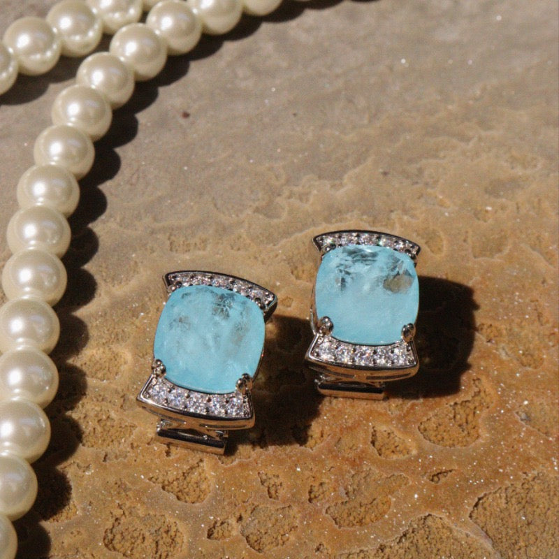 Art Deco Pearl Necklace with Aqua Crystal Center – White Gold Plated Statement Jewelry