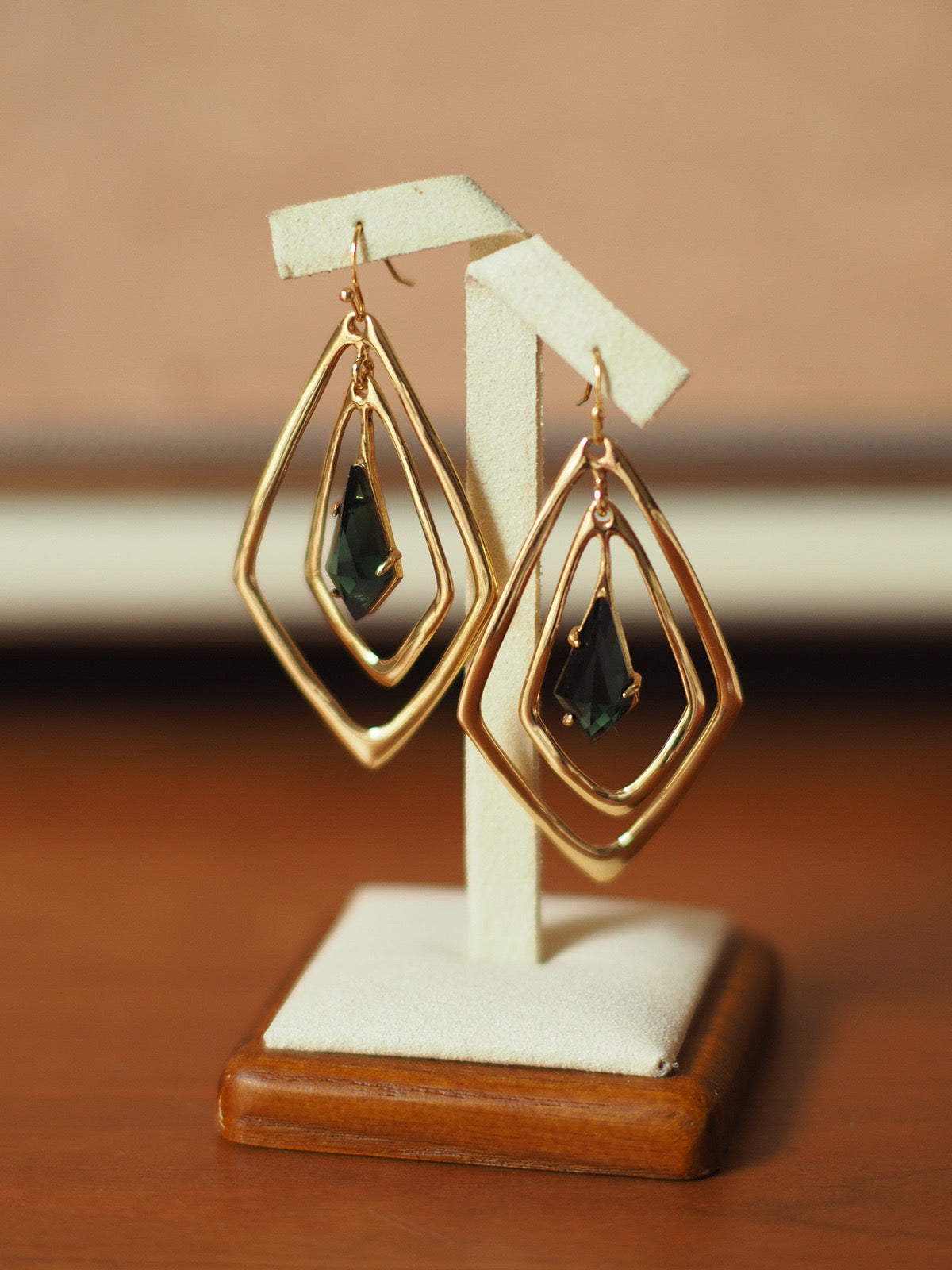 Geometric Green Crystal Drop Earrings – Minimalist Retro Art Statement Design
